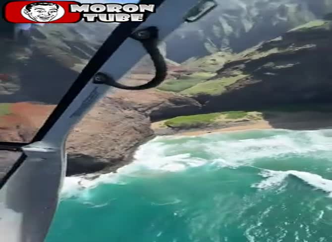 Video :Hawaii helicopter crashes